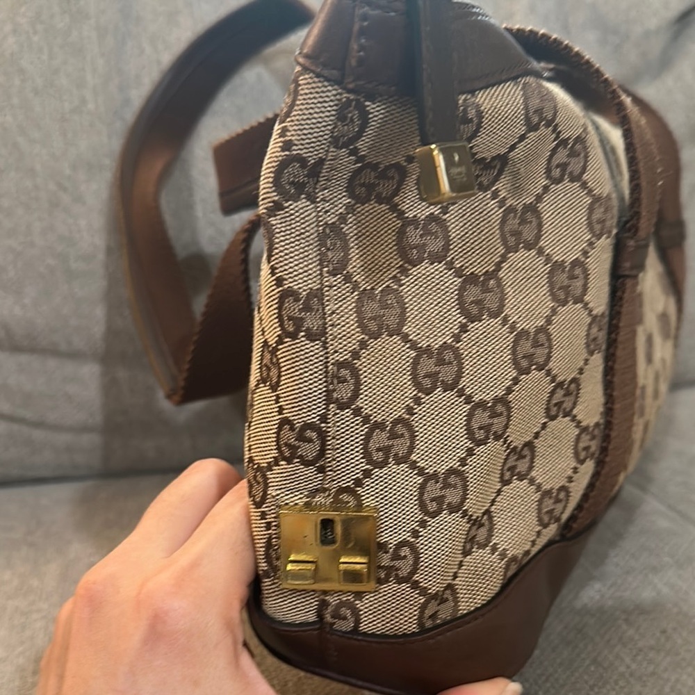 Gucci bag - Picture 6 of 17